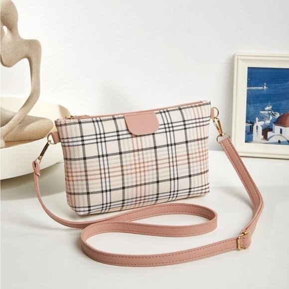 Handbags - ⚠️Clearance Pink Plaid Pattern Square Crossbody Bag